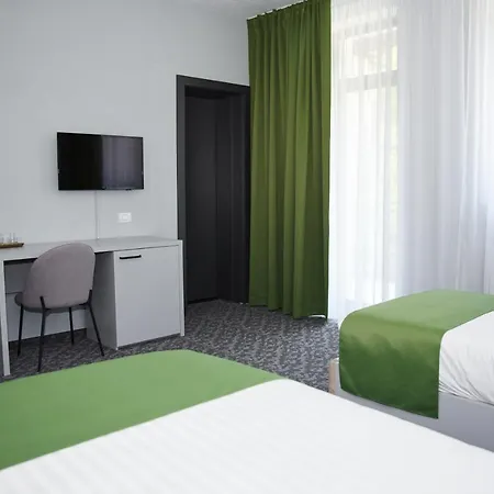 Astra Hotel 3*